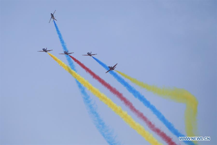 CHINA-GUANGDONG-ZHUHAI-AIRSHOW-RED EAGLE-PERFORMANCE(CN)
