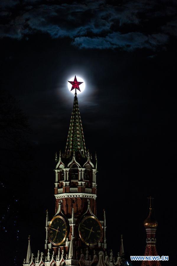 RUSSIA-MOSCOW-FULL MOON