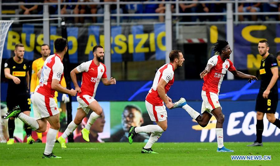 (SP)ITALY-MILAN-SOCCER-UEFA CHAMPIONS LEAGUE-INTER MILAN VS SLAVIA PRAGUE