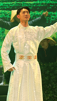 楊慶兵：洗凈塵埃是芳華，百味人生茶道間