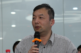 民族證券財富中心總經理徐一釘