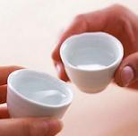 白酒勾兌風(fēng)波謎題待解：誤讀還是造假？