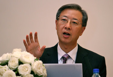 【開放】現階段國際化的重點是“引進來”