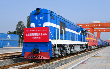 同心同向！內(nèi)地援港人員和物資源源不斷抵港