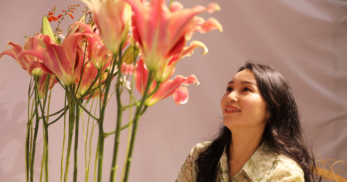 “插花也如琵琶語”第三屆中國凌源百合節花藝大賽舉行