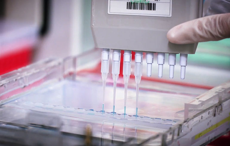 致敬偉大改革｜對話40年，講述身邊的健康故事（第三十二集）——打破醫(yī)學(xué)禁區(qū)，探尋生命奇跡