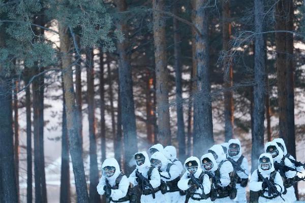 (軍事)(11)冷的邊關熱的血