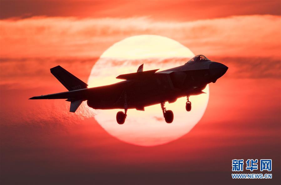 (人民空軍70年·圖文互動)(2)奮飛空天向打贏——人民空軍戰(zhàn)斗力建設(shè)成就述評