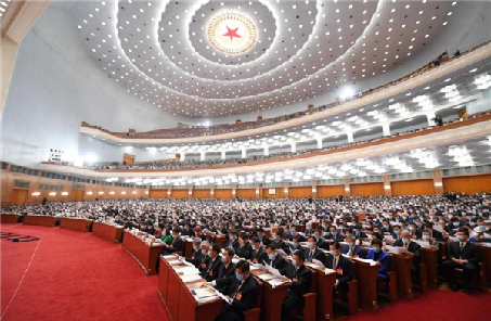 政府工作報告中，這些內容與國防和軍隊建設息息相關