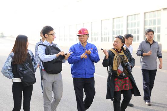 【大國(guó)工匠】工地的明燈:自學(xué)成才的裝配大師 761860219790216259.jpg