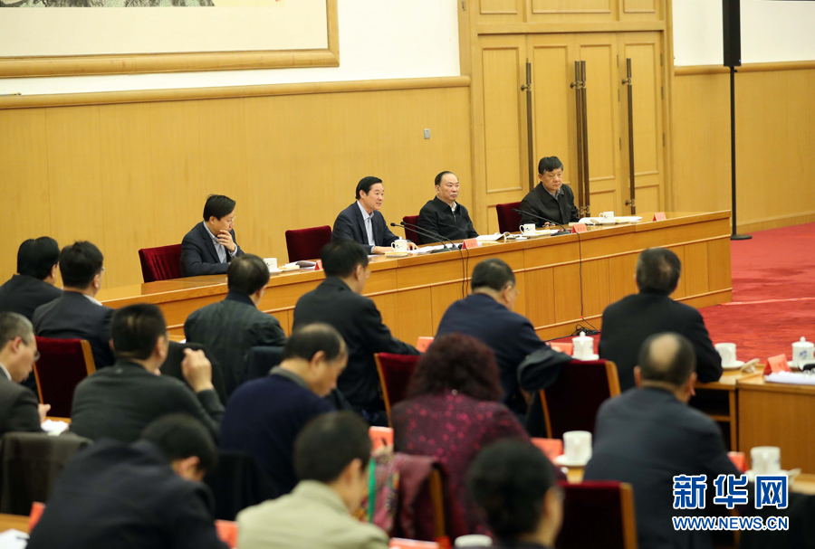 3月23日，治國理政論壇“‘四個全面’戰略布局系列理論研討會”首場研討會在北京召開，中共中央政治局委員、中央書記處書記、中宣部部長劉奇葆出席會議并講話。新華社記者 劉衛兵 攝
