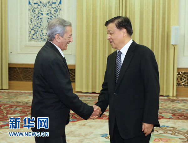 6月21日,中共中央政治局常委、中央書記處書記劉云山在北京會(huì)見古共中央書記處書記、國(guó)際關(guān)系部部長(zhǎng)巴拉格爾率領(lǐng)的古巴共產(chǎn)黨代表團(tuán)。新華社記者馬占成攝 6月21日,中共中央政治局常委、中央書記處書記劉云山在北京會(huì)見古共中央書記處書記、國(guó)際關(guān)系部部長(zhǎng)巴拉格爾率領(lǐng)的古巴共產(chǎn)黨代表團(tuán)。新華社記者馬占成攝