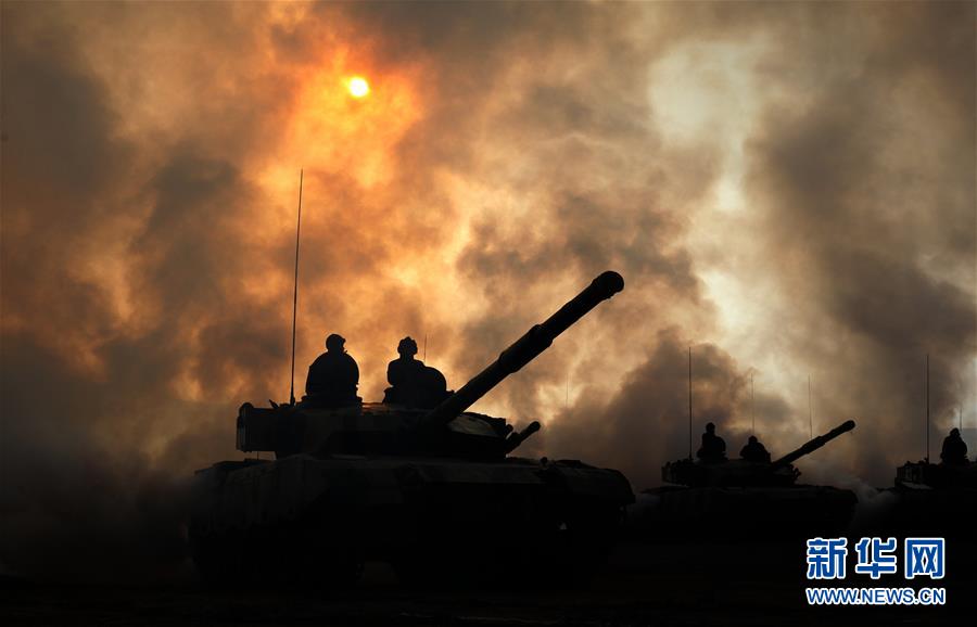 （新華全媒頭條·圖文互動）（16）備戰(zhàn)踏上新起點(diǎn)，練兵展現(xiàn)新氣象——2018中國軍隊(duì)新年開訓(xùn)全景大掃描