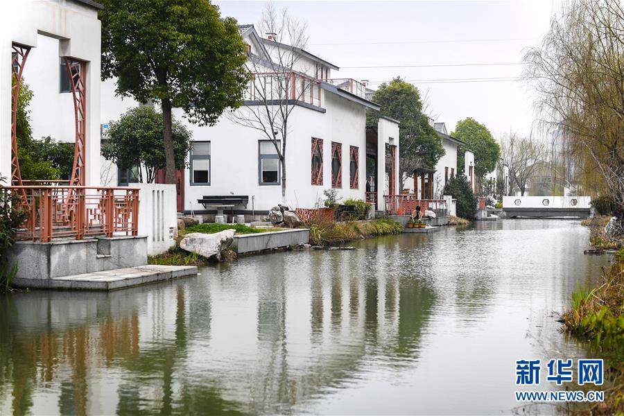 (社會(huì))(2)“流淌著幸福”的山泉村