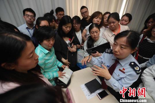 國稅、地稅新政送到企業“家門口”北京為科技企業普及稅法