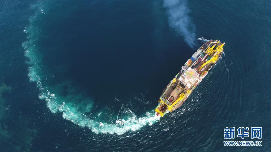 (圖文互動(dòng))(1)我國自主研發(fā)的疏浚重器“天鯤號(hào)”首次試航成功