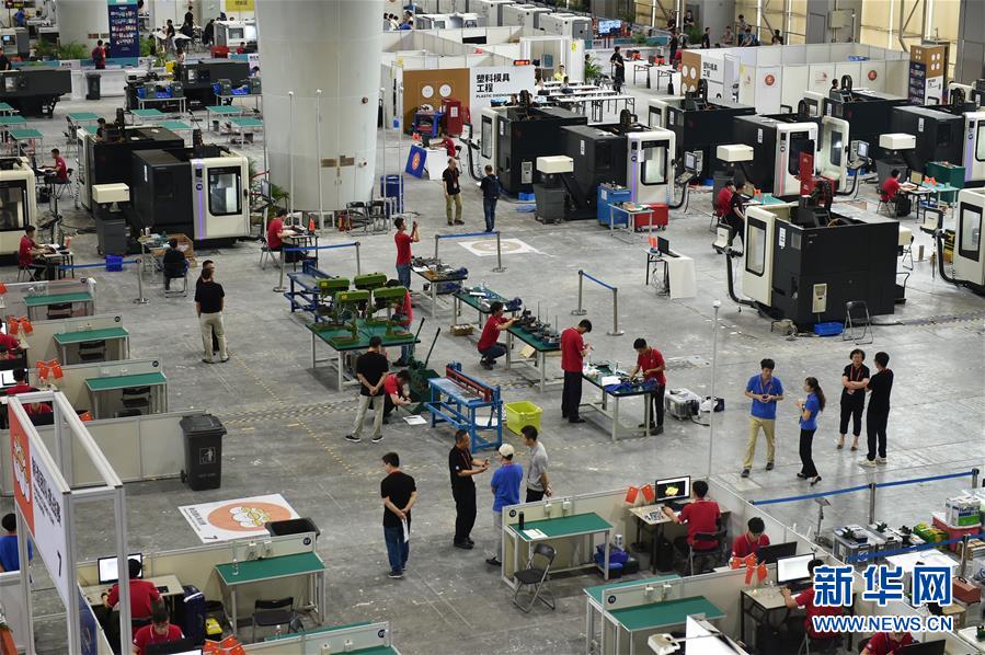 (新華全媒頭條·圖文互動(dòng))(1)上下合力,聚力破障,開(kāi)辟“大國(guó)工匠”建設(shè)新格局