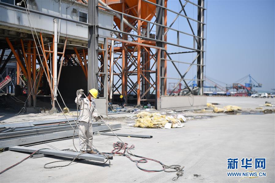 (大江奔流——來自長江經濟帶的報道·新華全媒頭條·圖文互動)(8)打造經濟高質量發展的強勁引擎——深入推動長江經濟帶發展述評