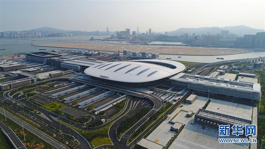 （新華全媒頭條·圖文互動）（11）開創融合新格局　探索發展新路徑——推進粵港澳大灣區建設一年間