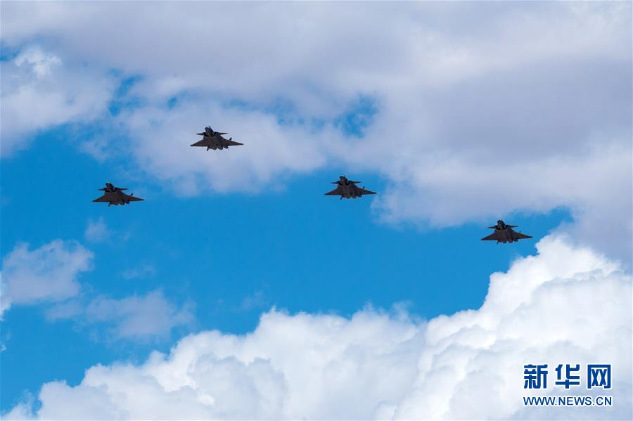 (圖文互動)(4)中國空軍發布強軍宣傳片《頭頂的家園》