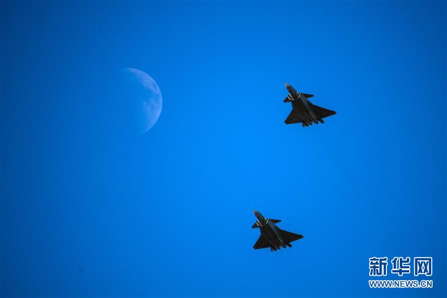 (圖文互動)(2)中國空軍發布強軍宣傳片《頭頂的家園》