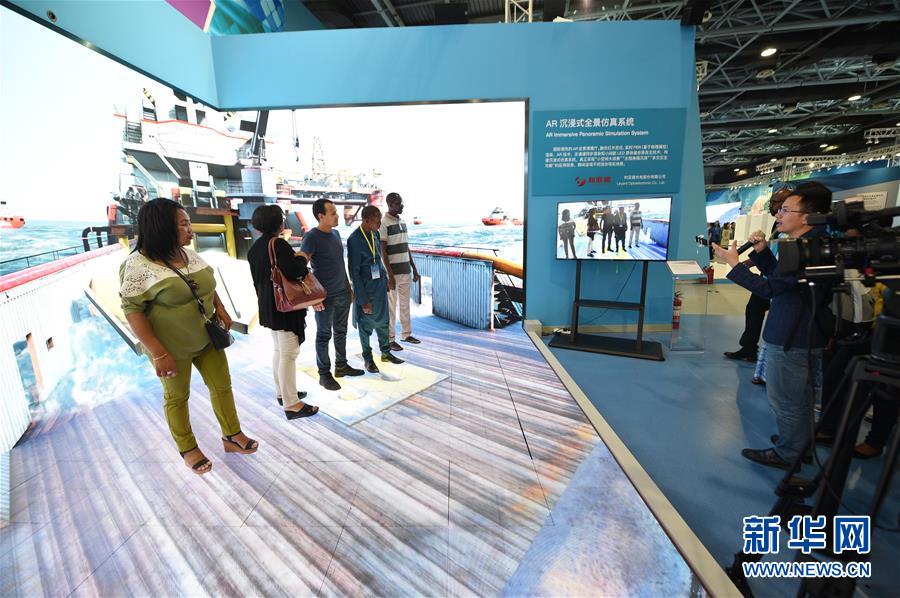 (新華全媒頭條·圖文互動(dòng))(8)奔跑吧,中關(guān)村!——寫在習(xí)近平總書記率領(lǐng)中央政治局到中關(guān)村集體學(xué)習(xí)5周年之際