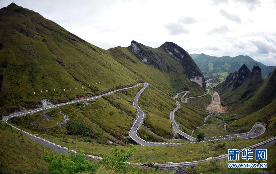 (輝煌60年·壯美新廣西·圖文互動)(5)從禿山到青山的蝶變——廣西石漠化治理10年再現發展生機