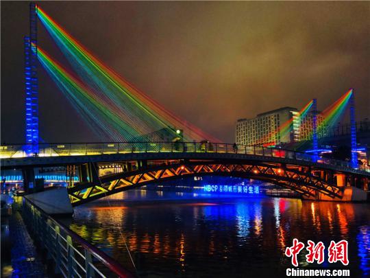 圖為燈光節現場 李佳赟 攝