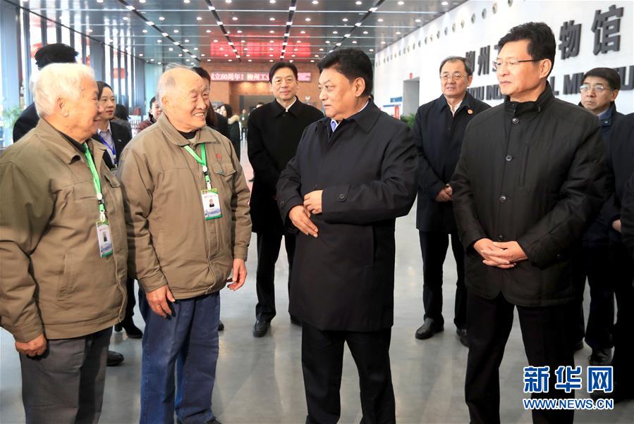 (時政)白瑪赤林率中央代表團四分團在柳州看望慰問各族各界干部群眾