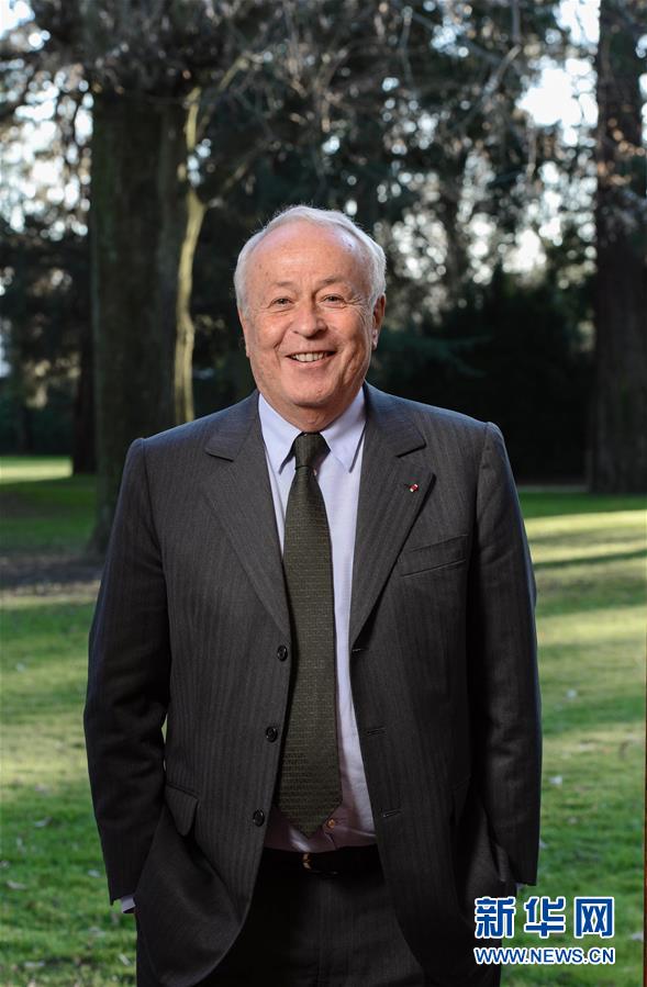 (圖文互動)(1)為發(fā)展和進(jìn)步,與中國攜手同行——中國改革友誼獎(jiǎng)?wù)芦@得者群像