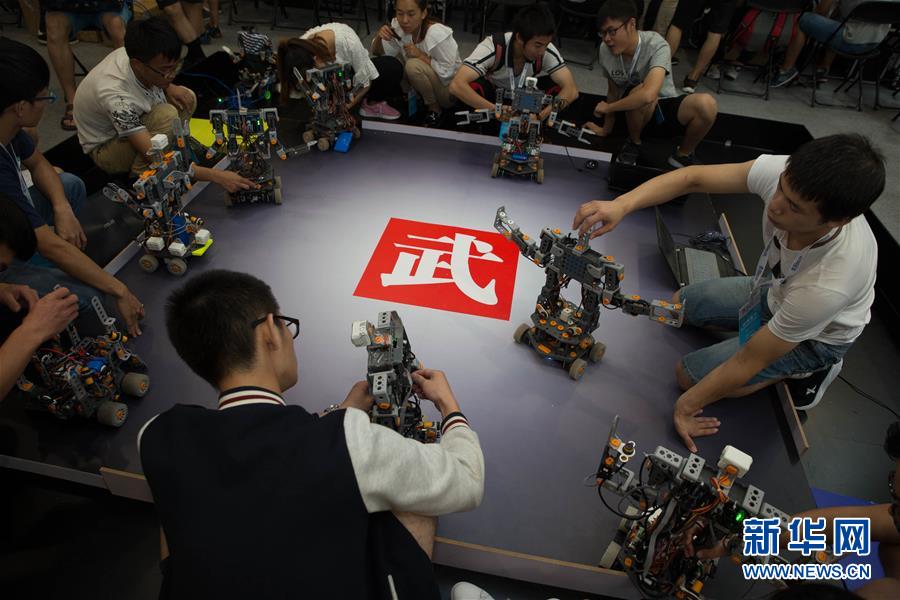 (聚焦歷史性成就和變革·特稿·圖文互動(dòng))(6)經(jīng)濟(jì)躍上新臺(tái)階 發(fā)展站上新起點(diǎn)——我國五年來經(jīng)濟(jì)社會(huì)發(fā)展成就巡禮