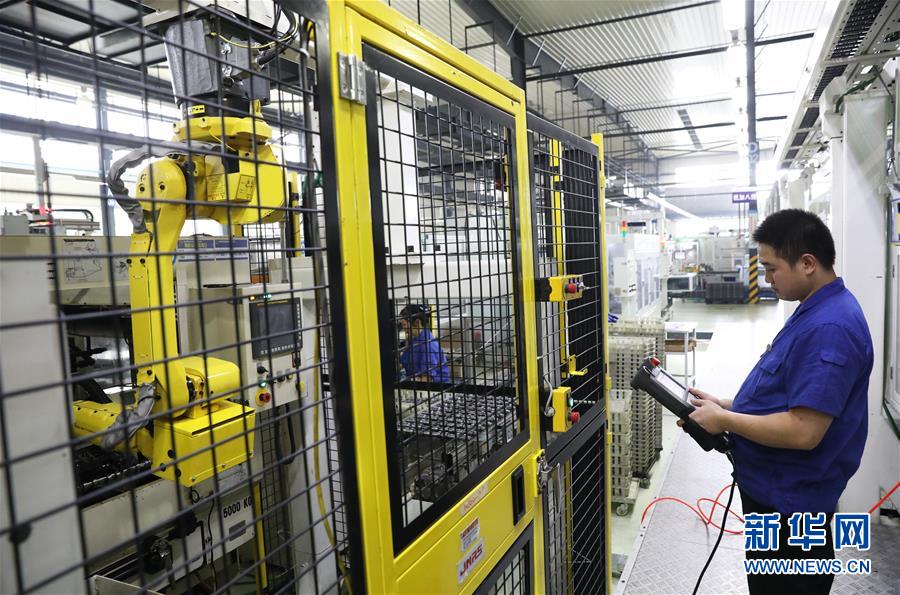 (兩會前夕看落實(shí)·圖文互動)(3)春風(fēng)涌動兩江潮——重慶落實(shí)習(xí)近平總書記全國兩會重要講話精神紀(jì)實(shí)