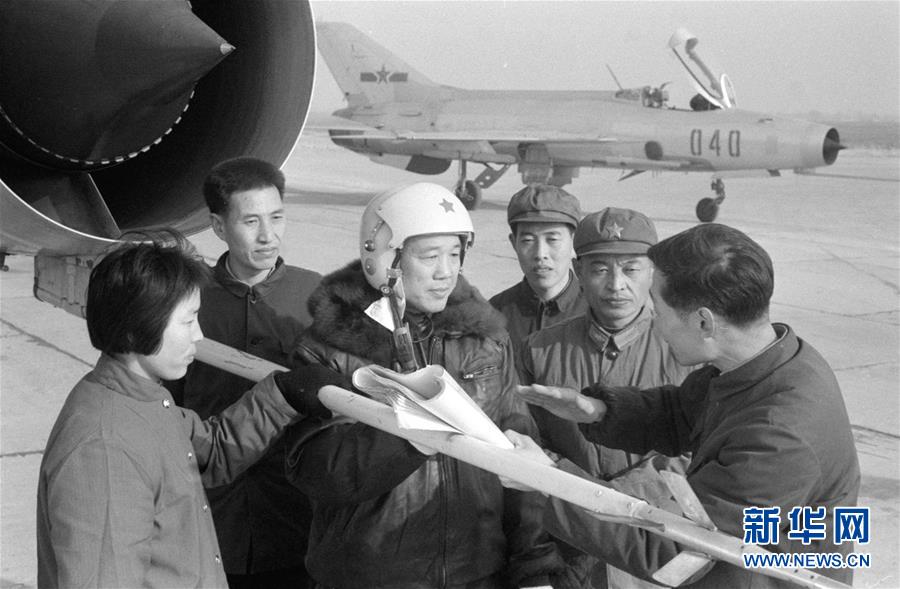 （新華全媒頭條·圖文互動(dòng)）（1）試飛60年 鋪就中國通天路