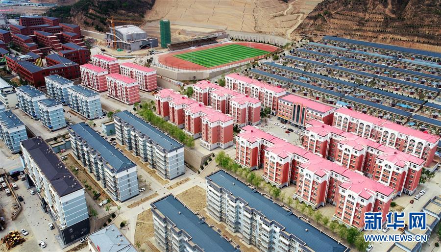 (新華全媒頭條·圖文互動)(14)鍛造領(lǐng)航復(fù)興的中流砥柱——寫在“不忘初心、牢記使命”主題教育即將啟動之際