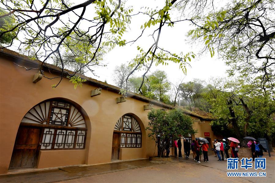 (新華全媒頭條·圖文互動)(4)紅色土地上的不變初心——革命老區井岡山和延安脫貧啟示錄