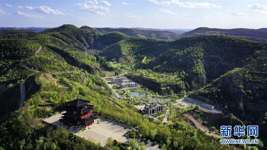 (新華全媒頭條·圖文互動)(10)紅色土地上的不變初心——革命老區井岡山和延安脫貧啟示錄