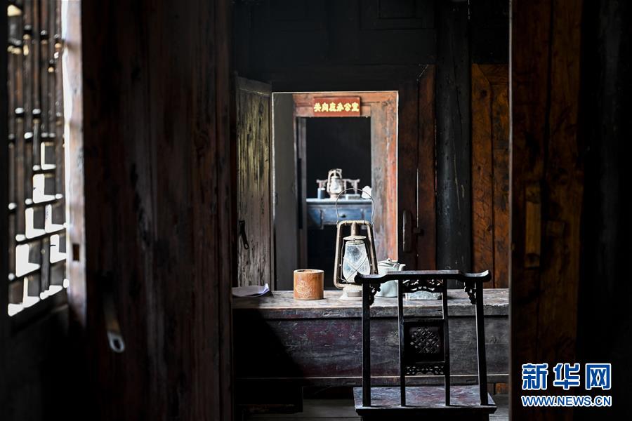 (壯麗70年·奮斗新時代——記者再走長征路·圖文互動)(5)星火遍灑川黔邊,紅色記憶代代傳