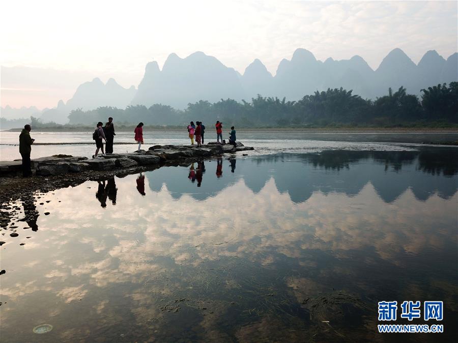 (壯麗70年·奮斗新時代——共和國發展成就巡禮·圖文互動)(8)壯美廣西70年:走活開放新棋局 勠力共圓復興夢