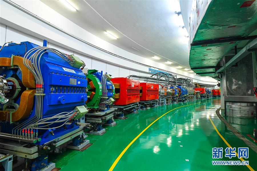 (壯麗70年·奮斗新時(shí)代——共和國發(fā)展成就巡禮·圖文互動(dòng))(6)南粵譜寫新篇章 敢為人先再出發(fā)——廣東70年跨越式發(fā)展紀(jì)實(shí)