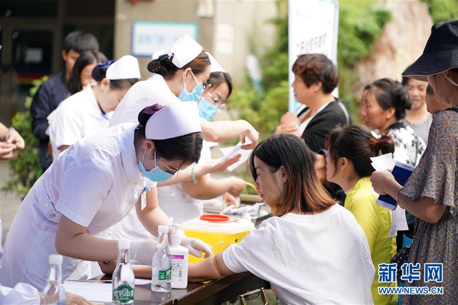 （壯麗70年·奮斗新時代——共和國發展成就巡禮·圖文互動）（10）人民至上的生動實踐——共和國民生發展成就巡禮