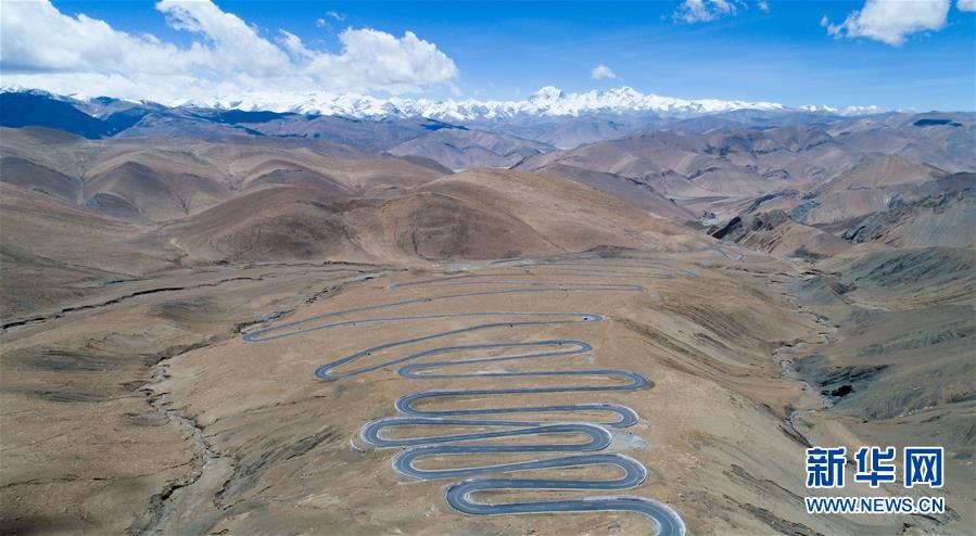 （壯麗70年·奮斗新時(shí)代——共和國發(fā)展成就巡禮）（9）人暢其行、貨暢其流——共和國交通運(yùn)輸業(yè)發(fā)展成就巡禮