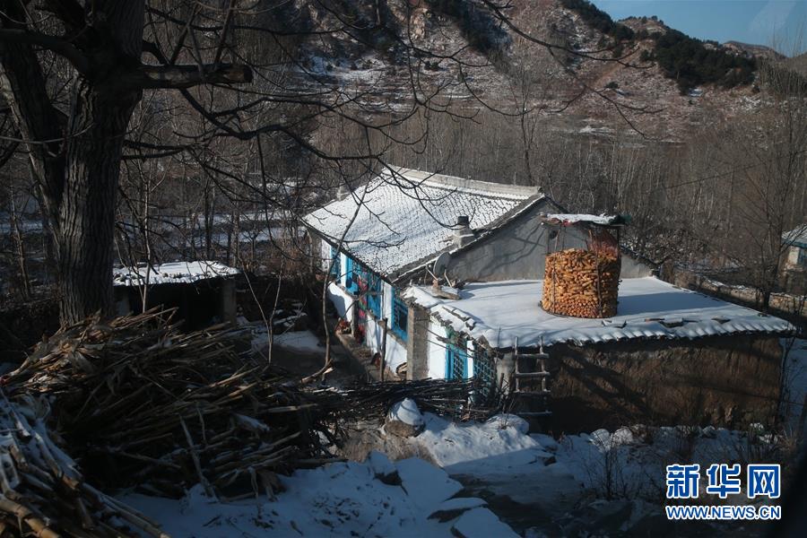 (集中連片特困地區貧困村調研行·圖文互動)(1)只要有信心,黃土變成金——河北阜平縣駱駝灣村和顧家臺村脫貧調查