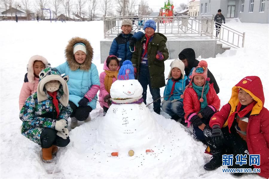 (不忘初心、牢記使命·圖文互動)(4)鄉村教師袁艷敏:點亮山區孩子的夢