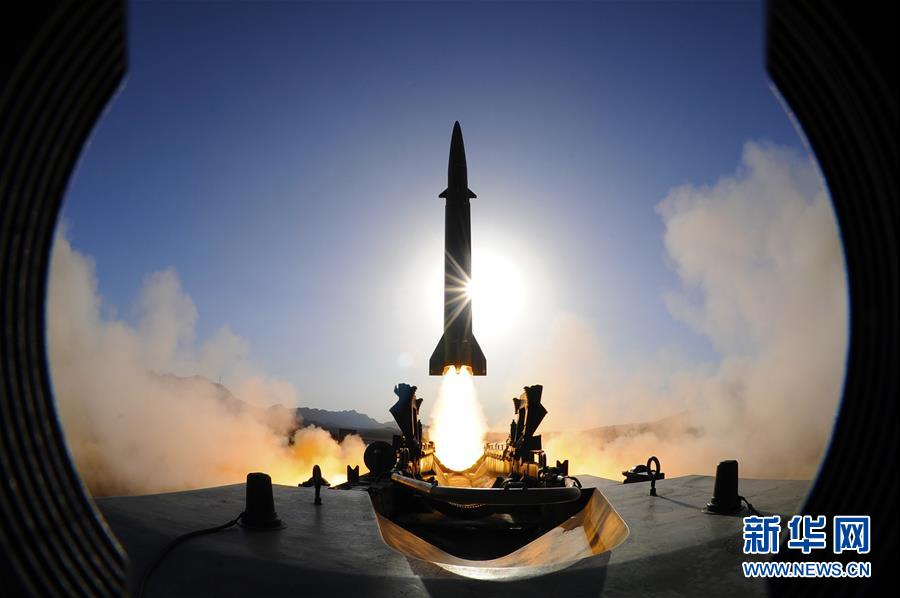 (圖文互動)(3)永遠沖鋒的“導彈發射先鋒營”——記闊步強軍征途的火箭軍某旅發射一營