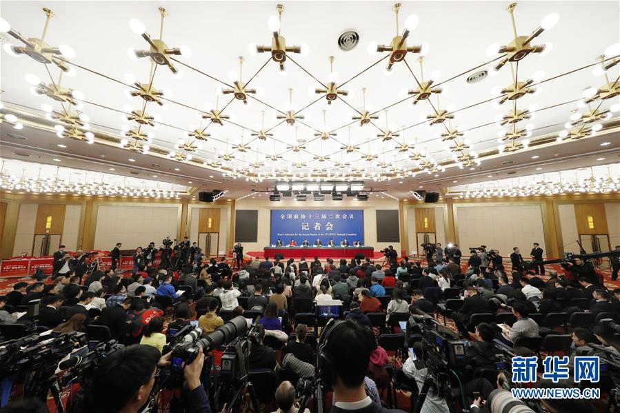 （兩會·XHDW）（9）政協委員談優化營商環境、促進民營經濟高質量發展