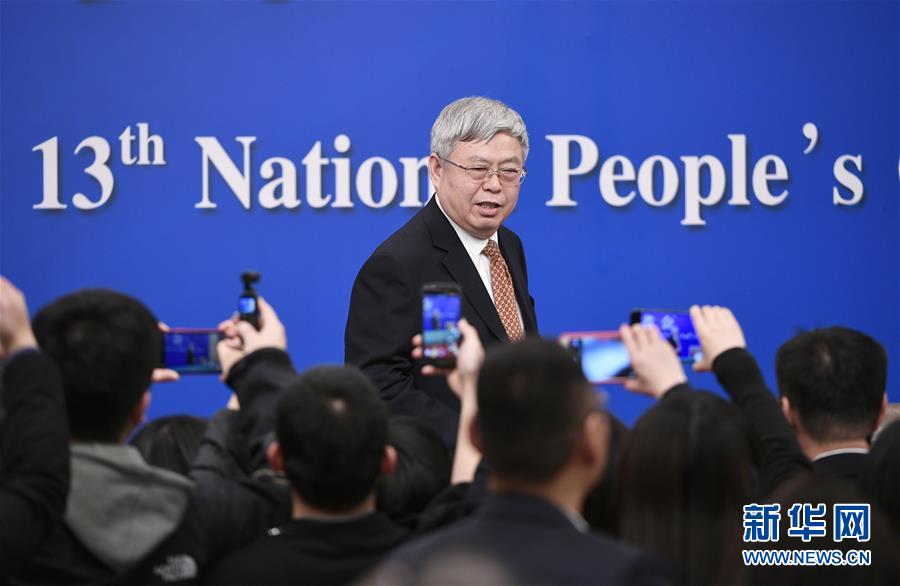 （兩會·XHDW）（7）國務院扶貧辦主任劉永富就“攻堅克難——堅決打贏脫貧攻堅戰”答記者問