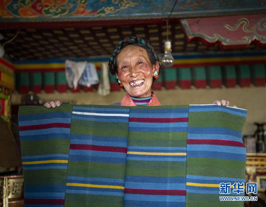 (新春走基層·圖文互動)(7)守土與鄉愁——走進珠峰腳下的村莊