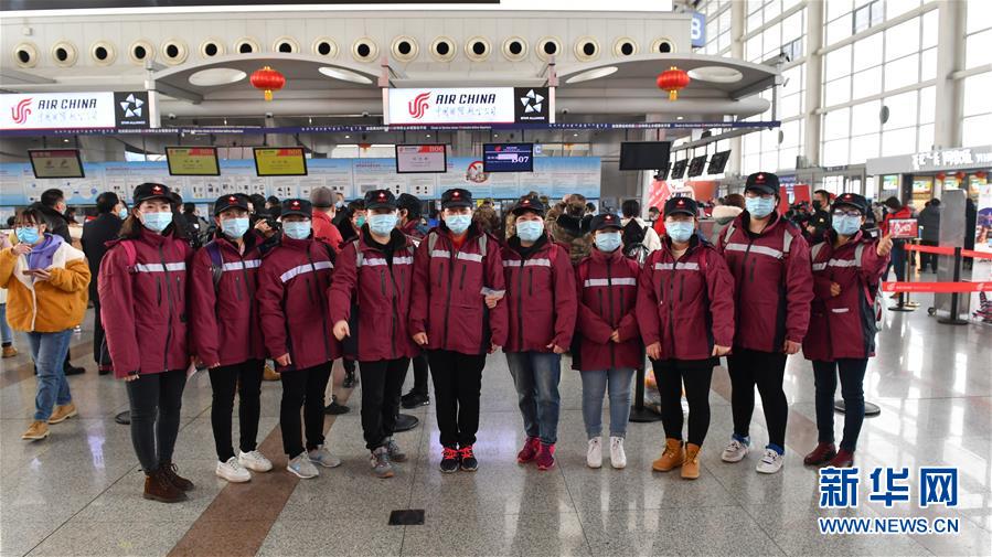 （新華全媒頭條·圖文互動）（5）黨旗，高高飄揚(yáng)在防控疫情斗爭第一線——各級黨組織和廣大黨員干部投身疫情防控阻擊戰(zhàn)紀(jì)實(shí)