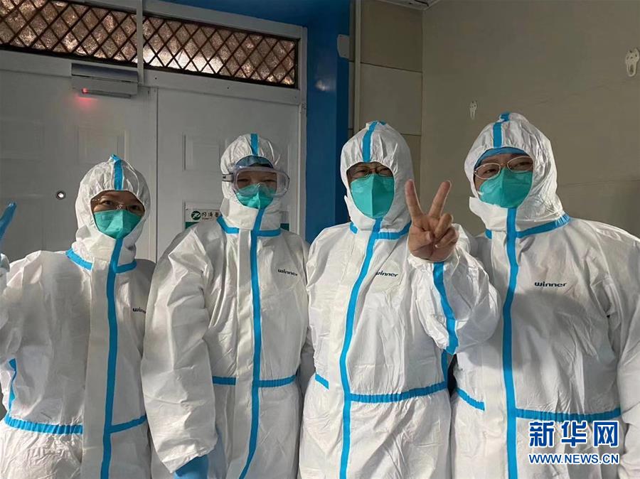 （新華全媒頭條·圖文互動(dòng)）（3）凡人亦英雄——連線(xiàn)一線(xiàn)醫(yī)護(hù)人員