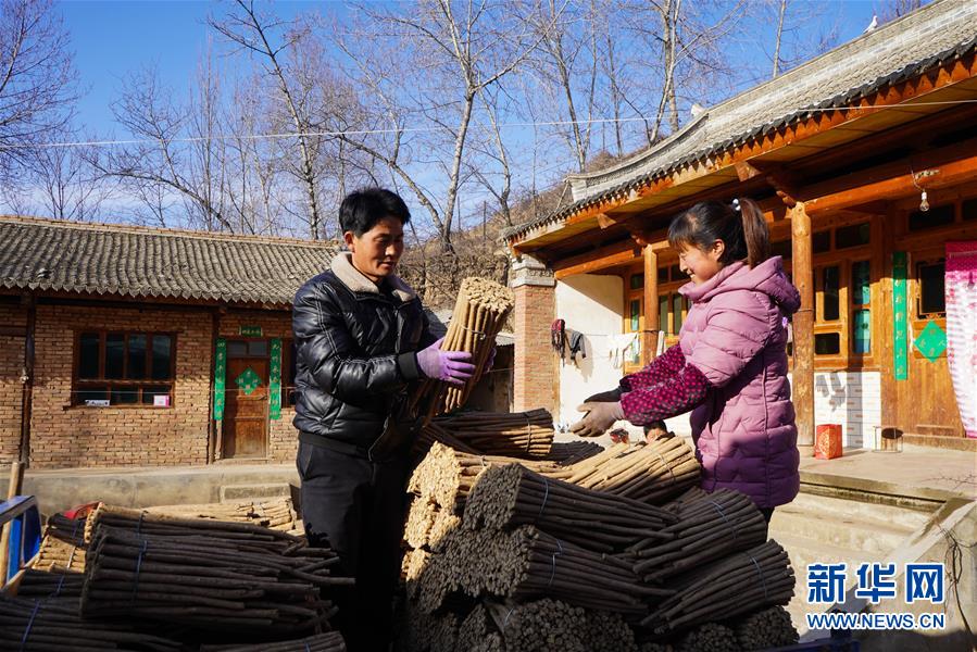 （聚焦疫情防控·圖文互動(dòng)）（4）一心防疫，一心脫貧——一心村的防疫一天